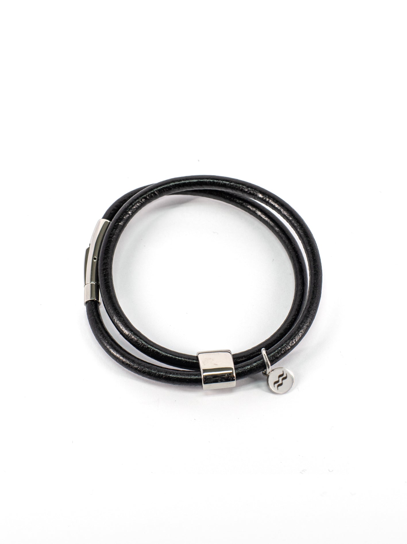 Aqua Beach  Leather & Stainless Steel - Black