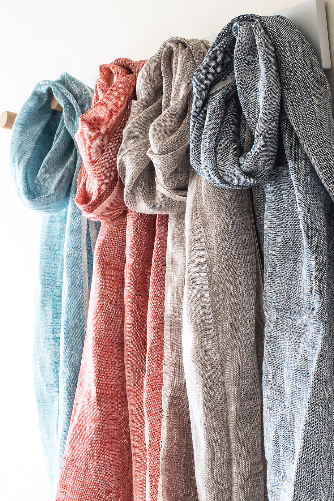 Hand-Loomed Linen Scarf – Sand – Gift packaging – The Sea Shed