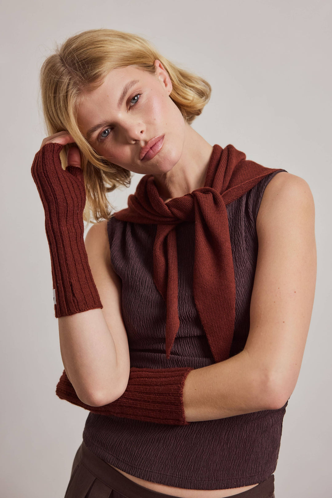 Merino Wool Fingerless Gloves - Dark Walnut Brown - AW26